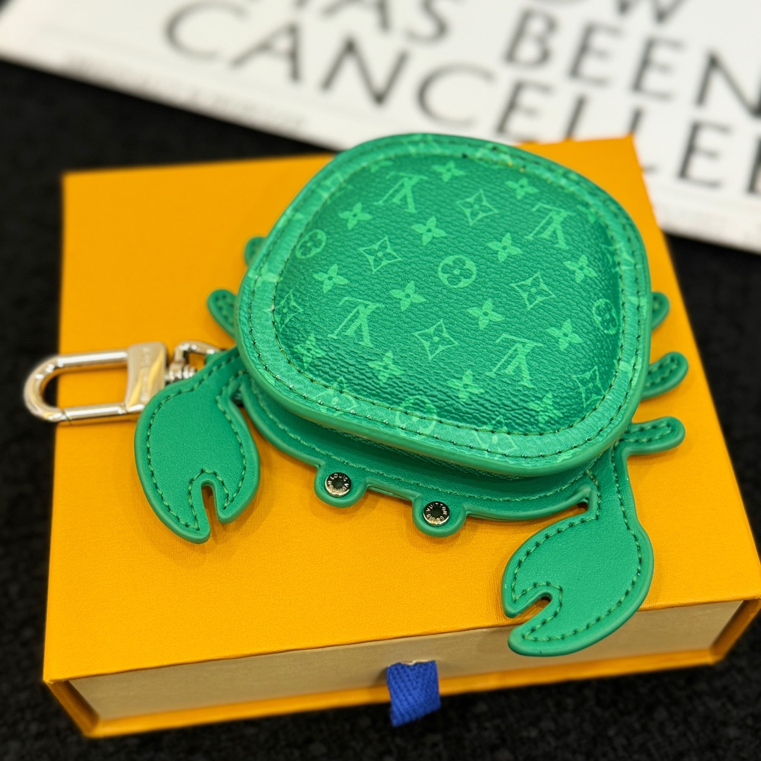 LV Green Crab Bag Charm M01931